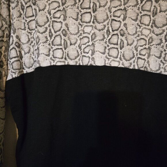 Monrow‎ Snakeskin Print  Swiftie Style Athletic Colorblock Pullover Sweatshirt S - Picture 5 of 8